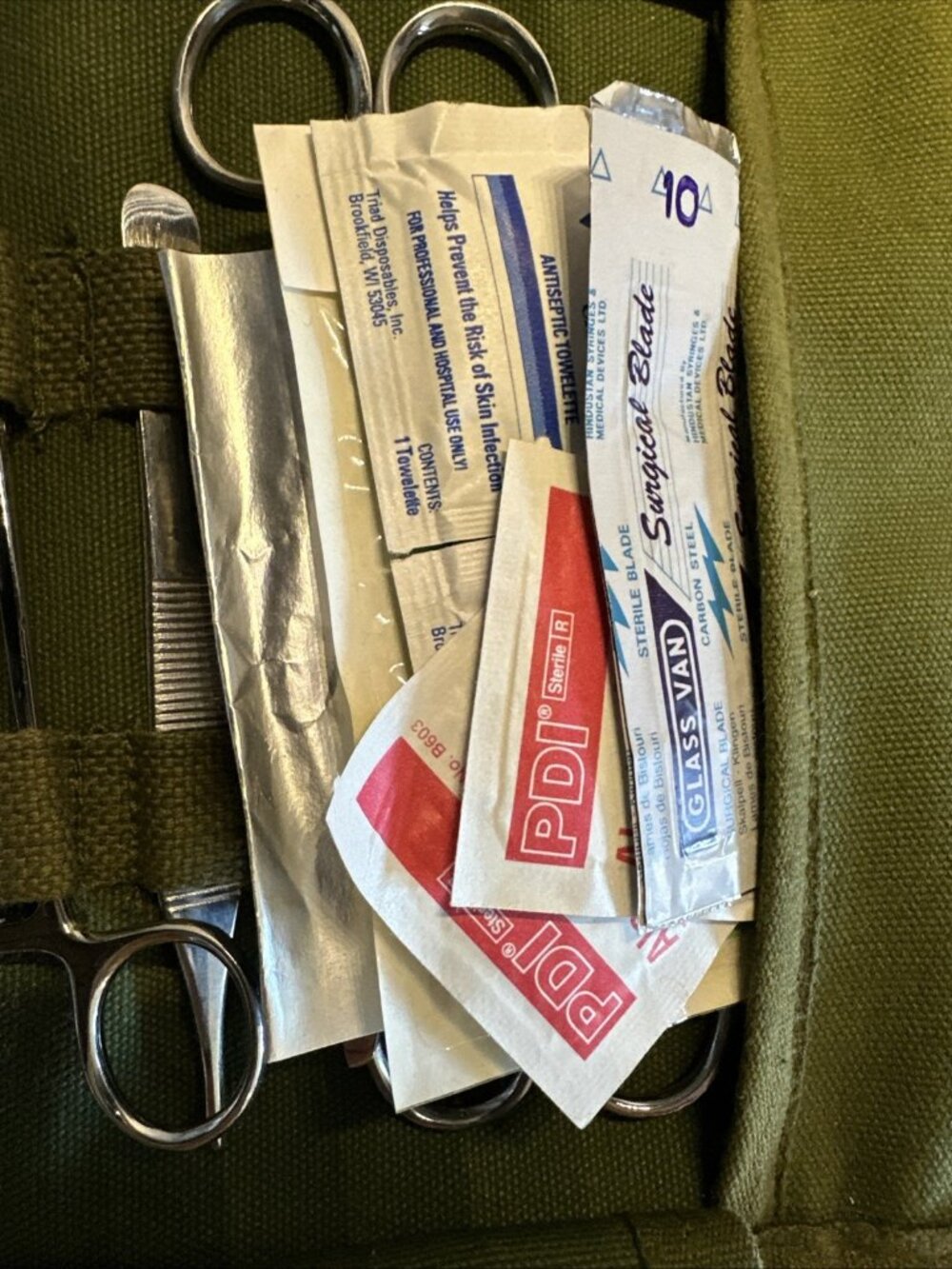 US Surgical Instruments Kit, Minor Surgery Complete In Case Excellent Condition - Picture 7 of 10